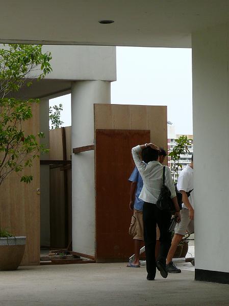 P1000199.JPG - The entourage begins the inspection.