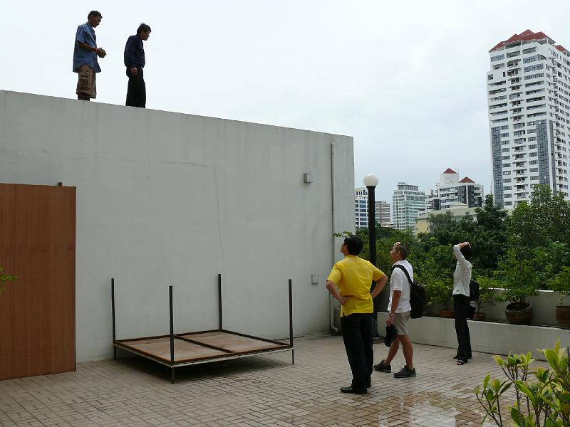 P1000213.JPG - The group confers.