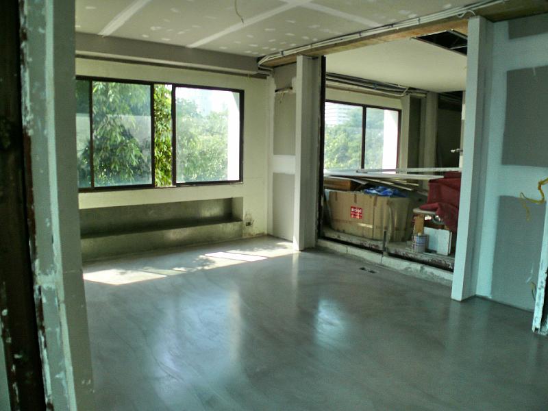 P1000629.JPG - The guest room.