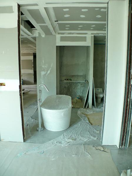 P1000649.jpg - Key fixures appear in the master bath.