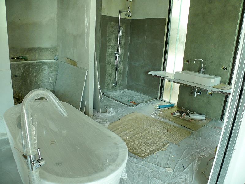 P1000655.jpg - This will be my first free standing tub-- in a room bathed in light.